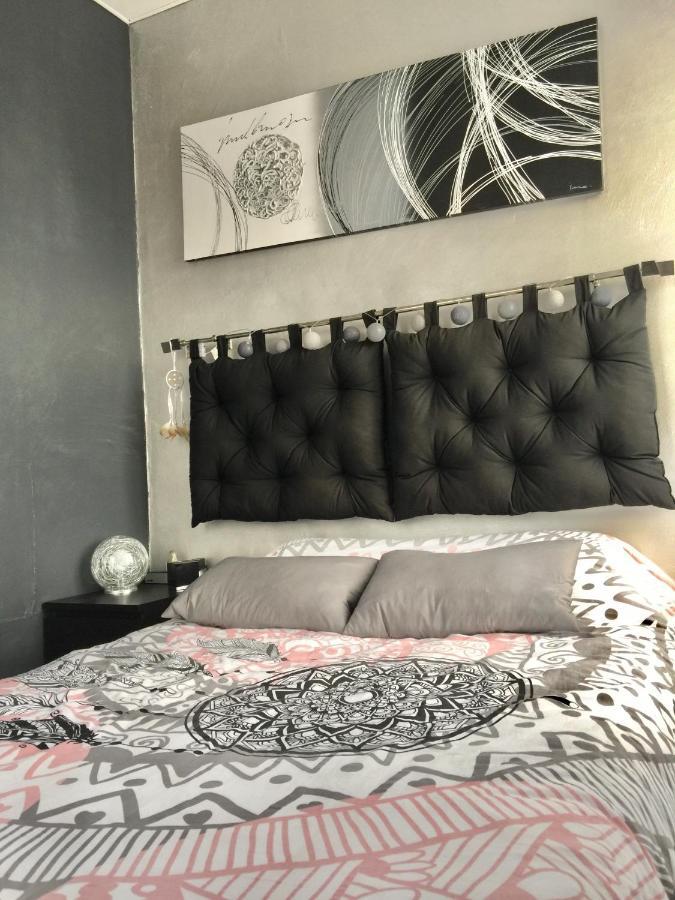 appartement cocooning,proche centre et gare Caen Extérieur photo